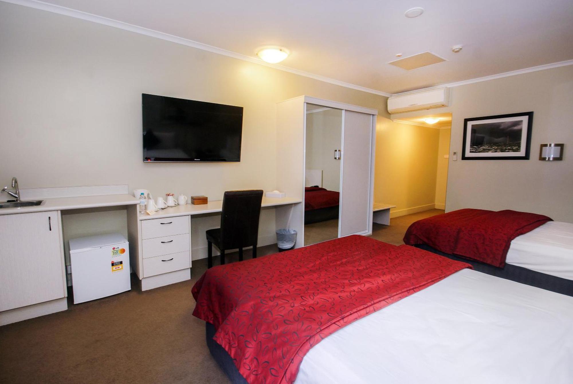 Isa Hotel Mount Isa Habitación foto